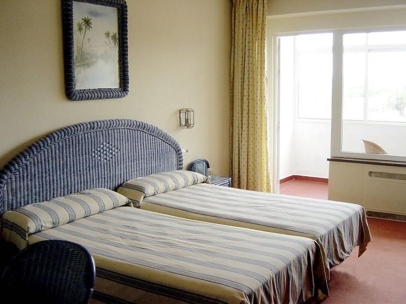 Ath Gran Hotel Samil Vigo Room photo